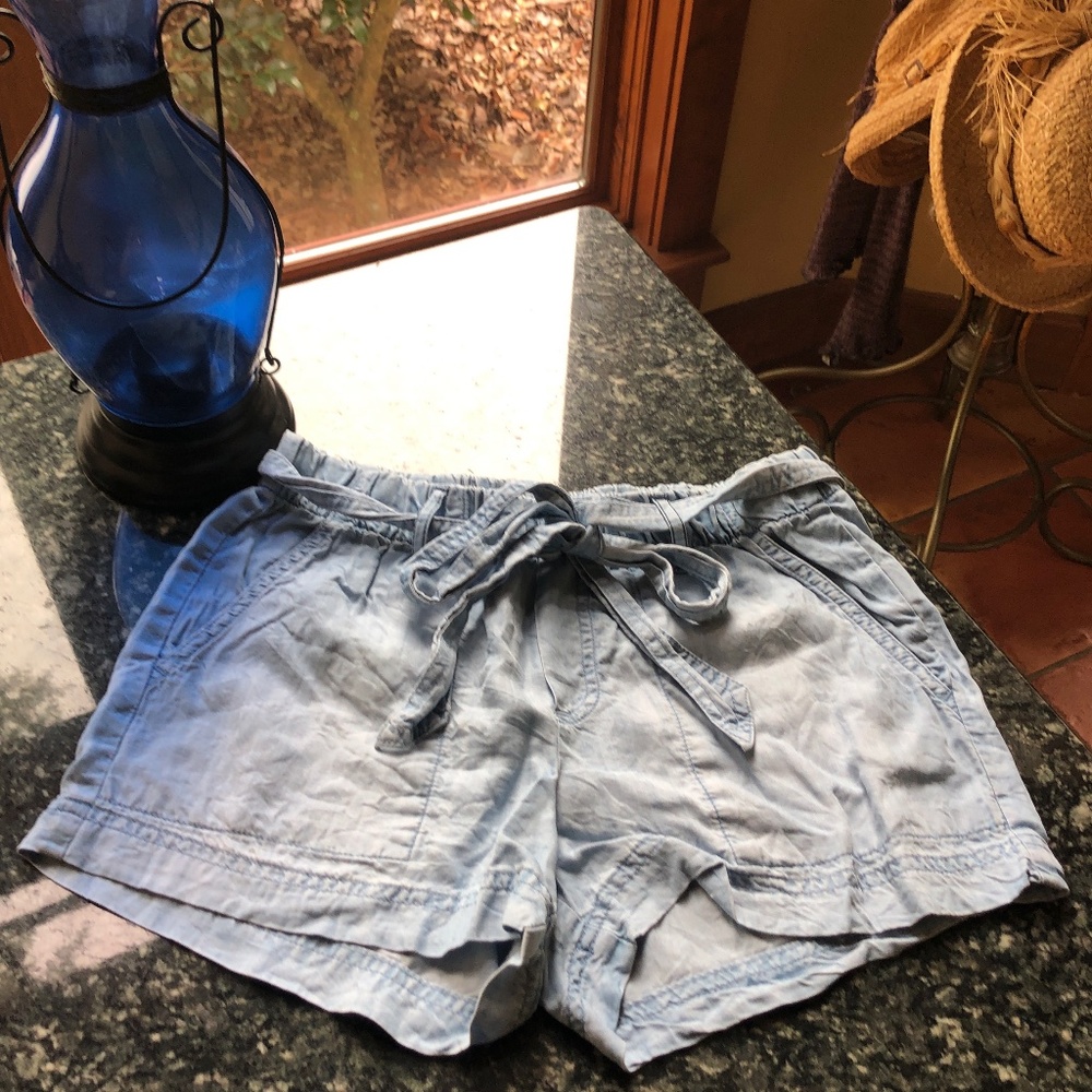 Bella Dahl Denim Shorts